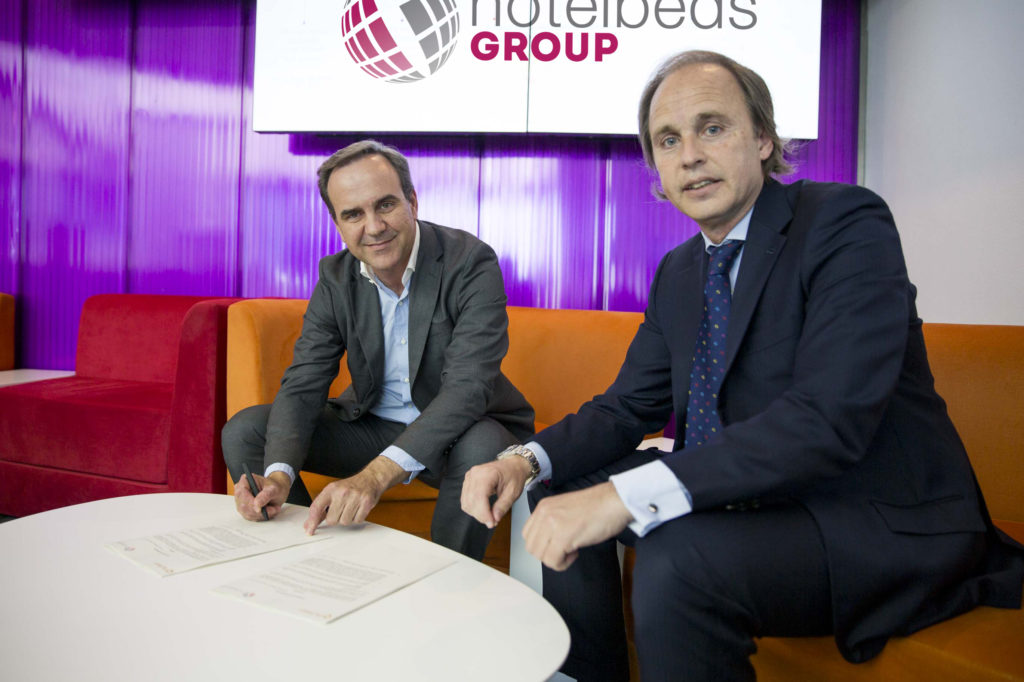 Javier Arévalo of Hotelbeds and Enrique Ybarra of City Expert