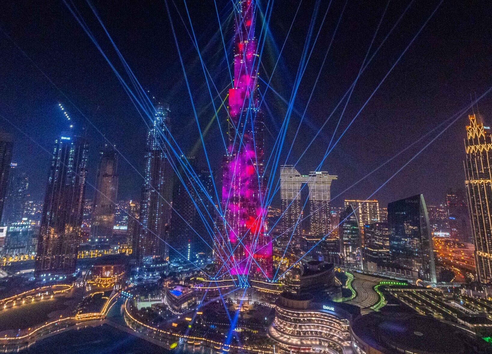 of Colour! Burj Khalifa's LED show Downtown Dubai's skyline