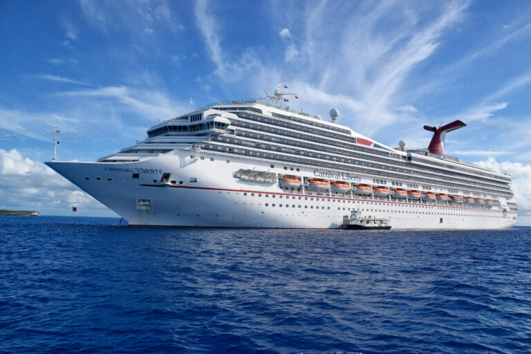 Carnival Luminosa joins the Carnival Cruise